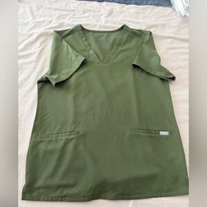 FIGS two pocket scrub top in olive green